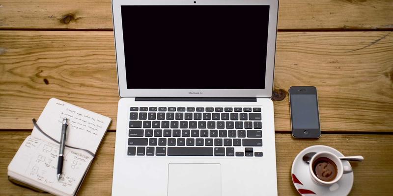 娱乐新闻与综合资讯:在信息洪流中寻找温馨治愈的力量