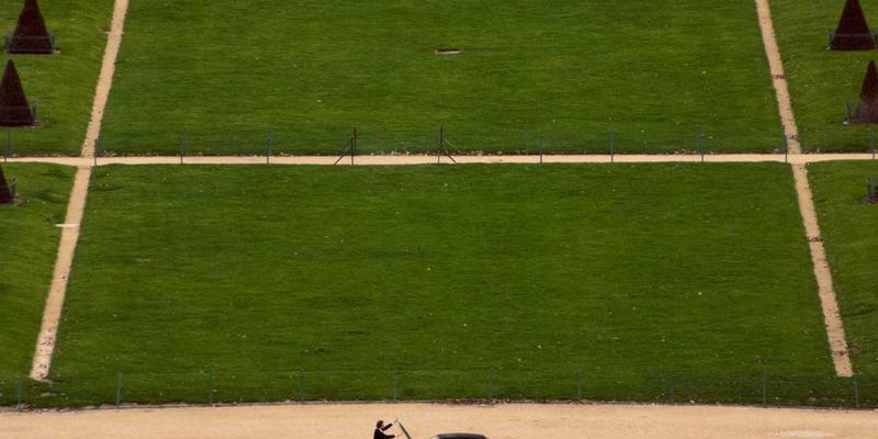 综合资讯平台如何赋能小微企业：打造区域营销阵地与讲述品牌故事